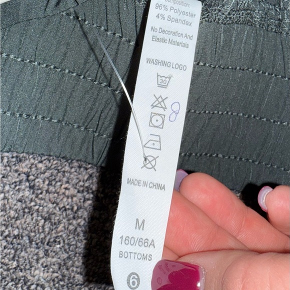 NWT Halara (Medium) Brand New Slate Blue High Rise Elastic Waist Hiking Joggers - Picture 4 of 4